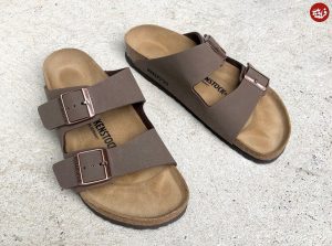 (عکس) چگونه «زشت‌ترین کفش جهان» به یک برند میلیارد دلاری تبدیل شد!