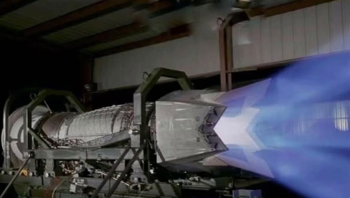 (عکس) قدرت موتورهای F-22 رپتور؛ جنگنده رادار گریز