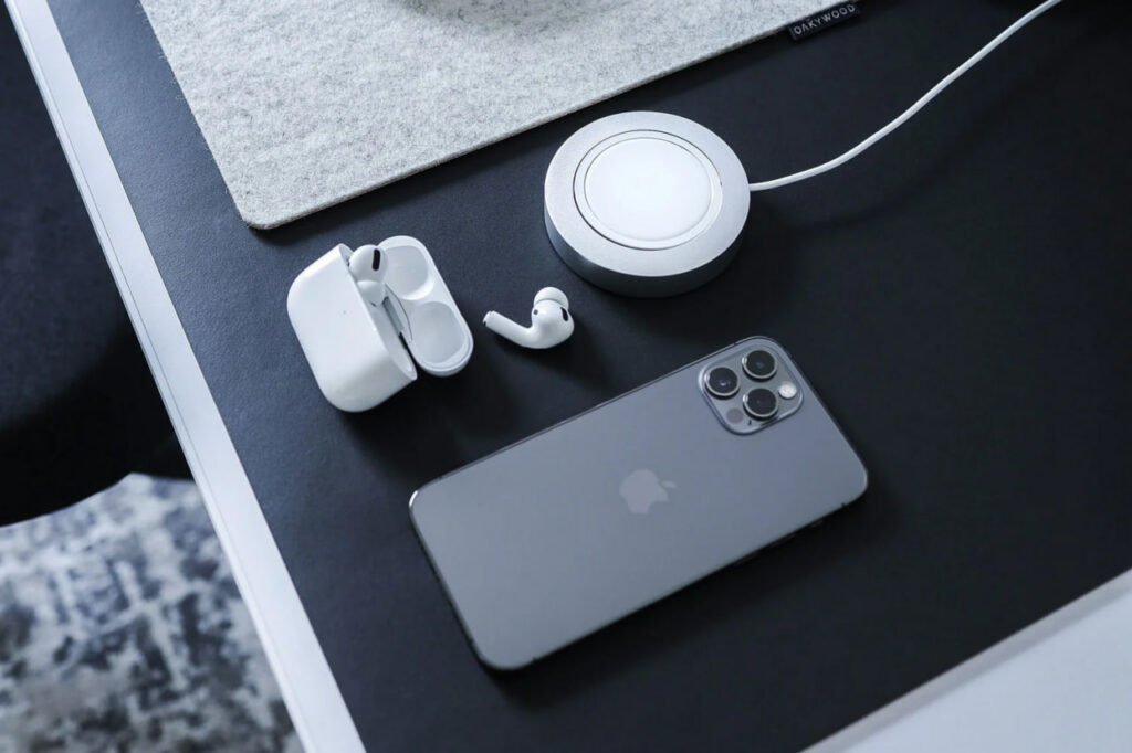 مگ سیف آیفون چیست و آیا خرید آن توصیه می&zwnj;شود؟