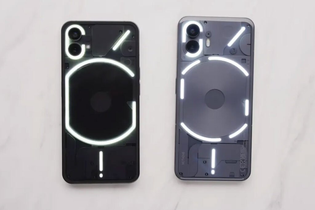 رونمایی گوشی ناتینگ