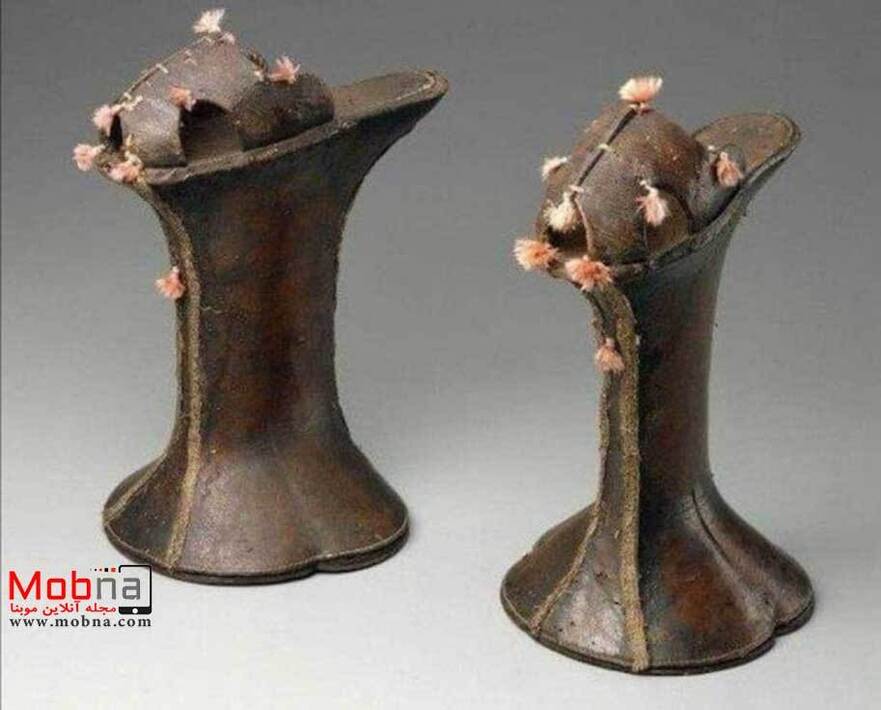 (تصاویر) کفش عجیب زنانه که نشان طبقه مرفه بود!