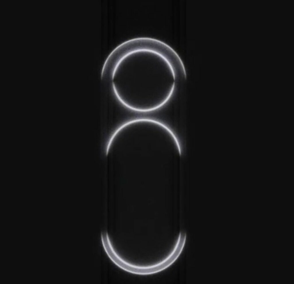 شمایل گوشی حاضر در تیزر ناتینگ