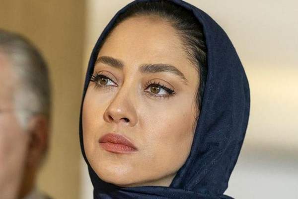 بهاره کیان افشار با استایل سنتی در جشنواره حاضر شد+ عکس