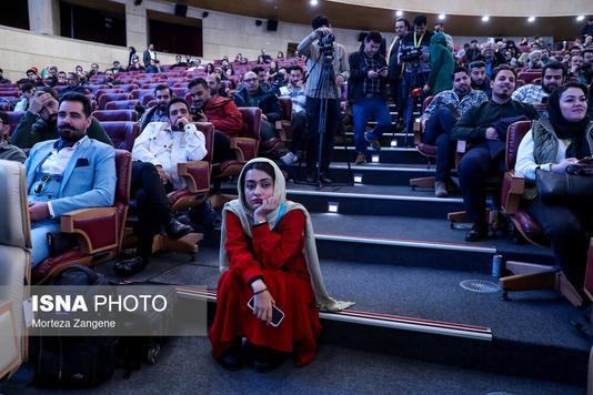 (تصاویر) جشنواره فجر در نیمه راه؛ نشستهای داغ و فیلمهای بحثبرانگیز در روز هفتم (تصاویر) جشنواره فجر در نیمه راه؛ نشستهای داغ و فیلمهای بحثبرانگیز در روز هفتم