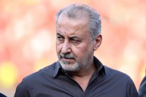 رضا درویش: علیه من شعار بدهید ولی به بازیکنان نگویید بیغیرت