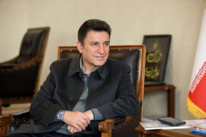بازیهای استقلال و تراکتور به خواست قلعهنویی لغو میشود؟