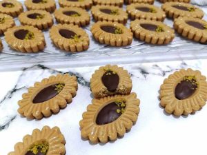 طعم شیرین نوروز با شیرینی های محلی
