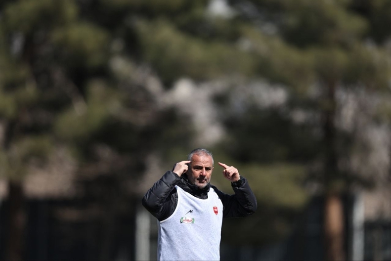 گزارشی از یک روز پرسپولیس با کارتال؛ مردی که هنوز تهران را ندیده! گزارشی از یک روز پرسپولیس با کارتال؛ مردی که هنوز تهران را ندیده!