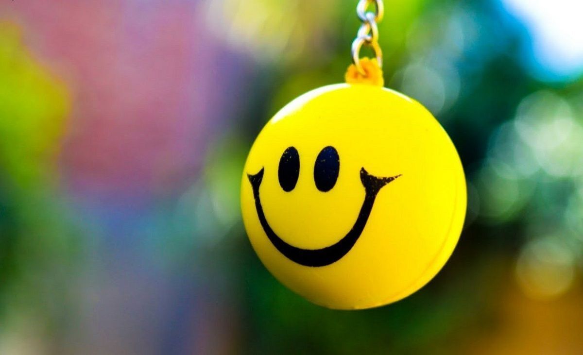 فال حافظ یکشنبه ۲۶ اسفند ۱۴۰۳؛ هرگزم نقش تو از لوح دل و جان نرود....