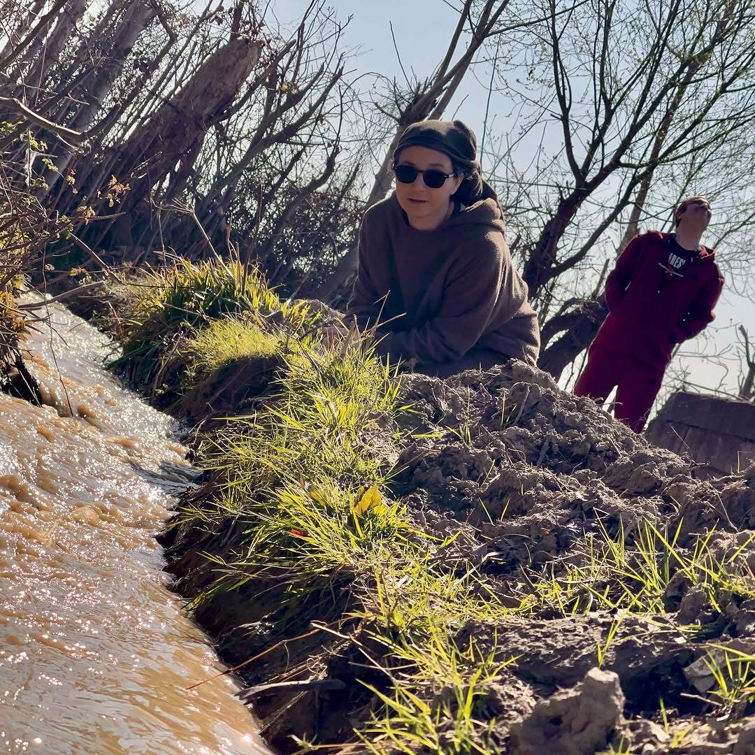 عکس تازه زوج دوستداشتنی سینمای ایران در طبیعت عکس تازه زوج دوستداشتنی سینمای ایران در طبیعت
