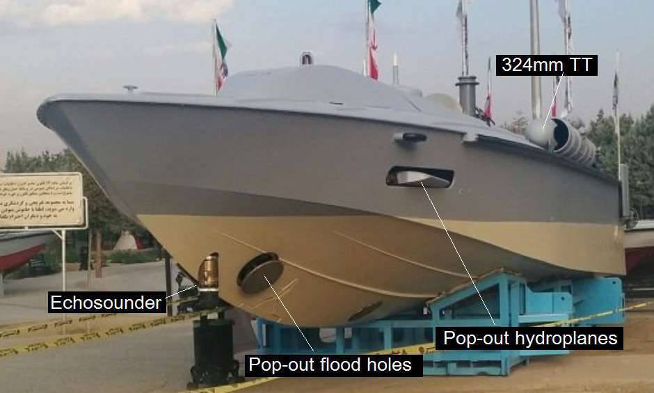 قایق تندرو عجیب سپاه که در لحظه تبدیل به زیردریایی میشود؛ ذوالفقار دوزیست از سطح و زیرسطح در حمله با کشتیهای دشمن قایق تندرو عجیب سپاه که در لحظه تبدیل به زیردریایی میشود؛ ذوالفقار دوزیست از سطح و زیرسطح در حمله با کشتیهای دشمن