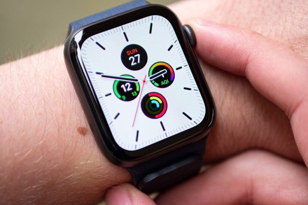 اپل دسترسی برخی دستگاه&zwnj;های قدیمی به بتای iOS 18.4 و watchOS 11.4 را ناممکن کرد