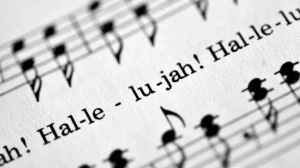 بهترین سایتهای ترجمه آهنگ؛ برترین منابع برای درک بهتر آهنگهای خارجی