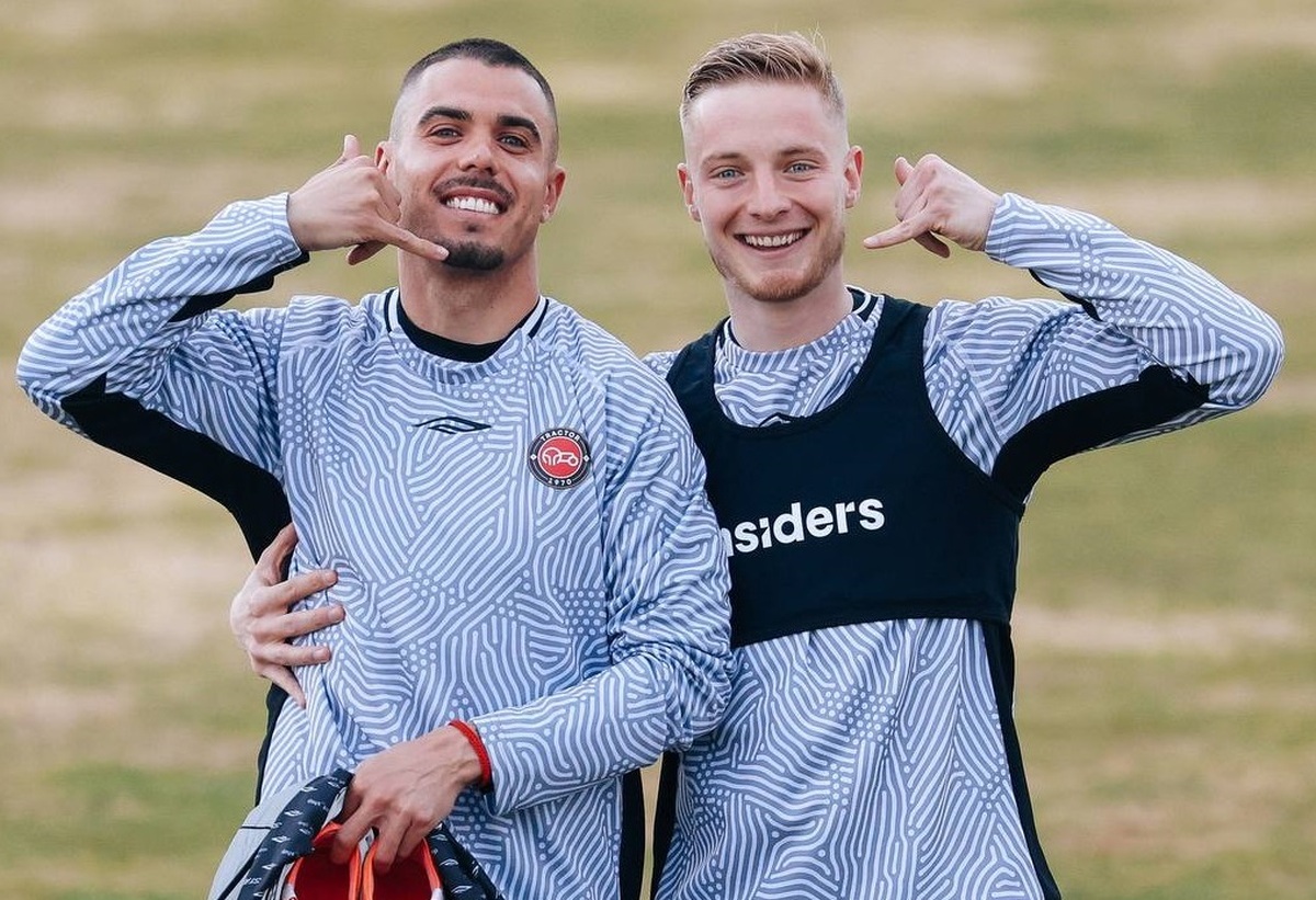 ممنوع‌المصاحبه شدن تراکتوری‌ها در آستانه بازی با استقلال