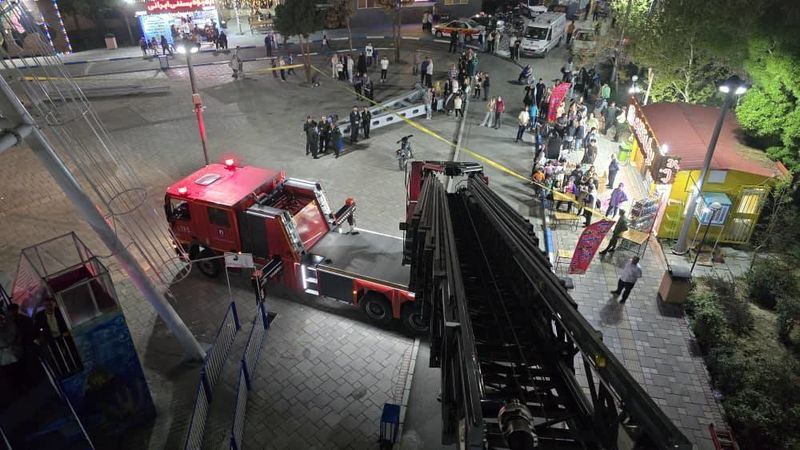 حادثه در شهربازی؛ نجات ۳۱ شهروند توسط آتش‌نشانی تهران