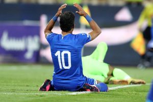 آمار یک‌طرفه استقلال در نبرد تن به تن با تراکتوراستقلال