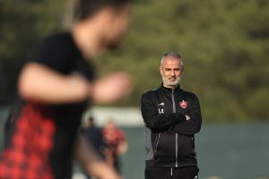 وضعیت اورژانسی در پرسپولیس؛ ۹ بازیکن بازی را از دست دادند؟