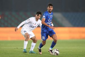 احضار آرش رضاوند به کمیته انضباطی باشگاه استقلال