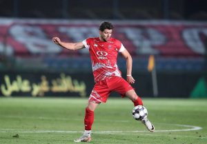 کارتال ۲ هافبک پرسپولیس را هم خط زد