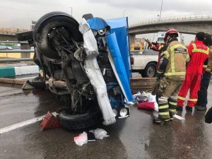 واژگونی مرگبار نیسان در بزرگراه باکری