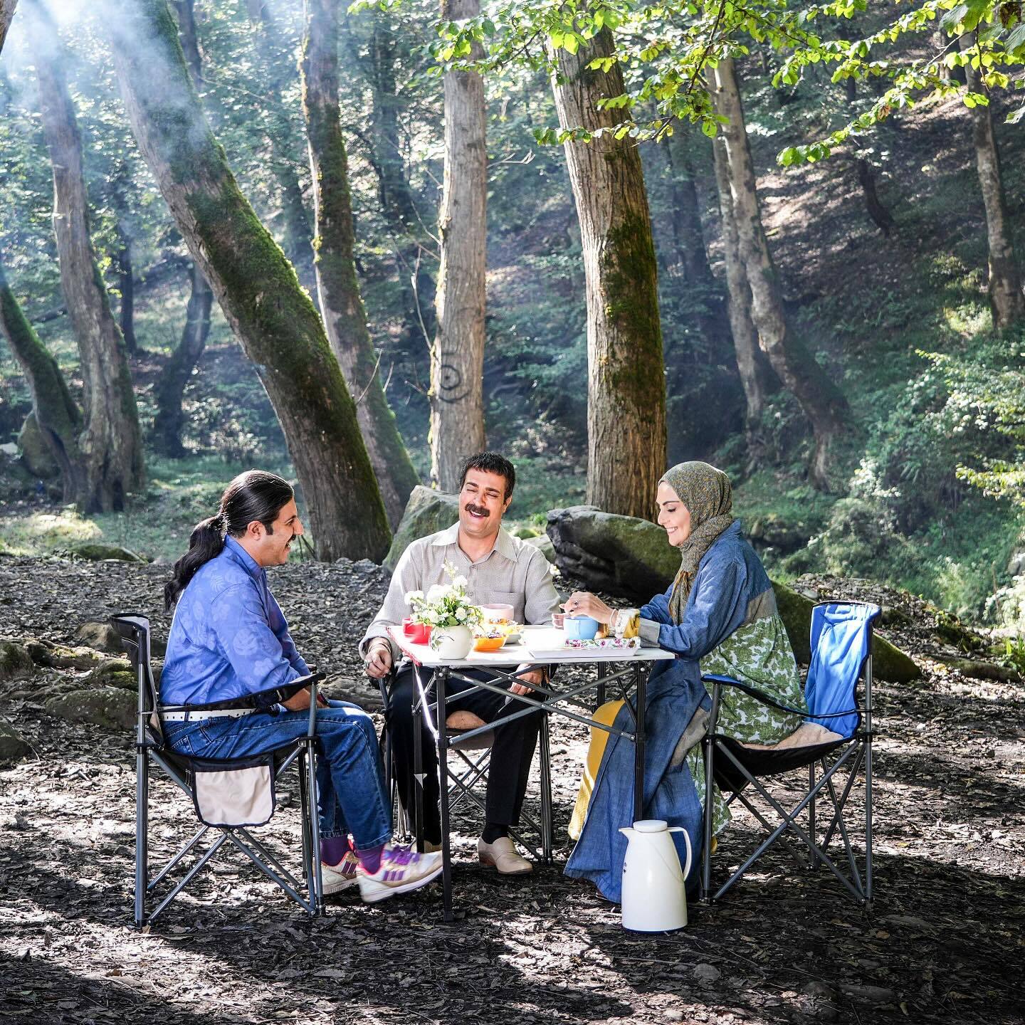 تصویر؛ پست تازه بازیگر پایتخت با ارسطو و رحمت در دل جنگل