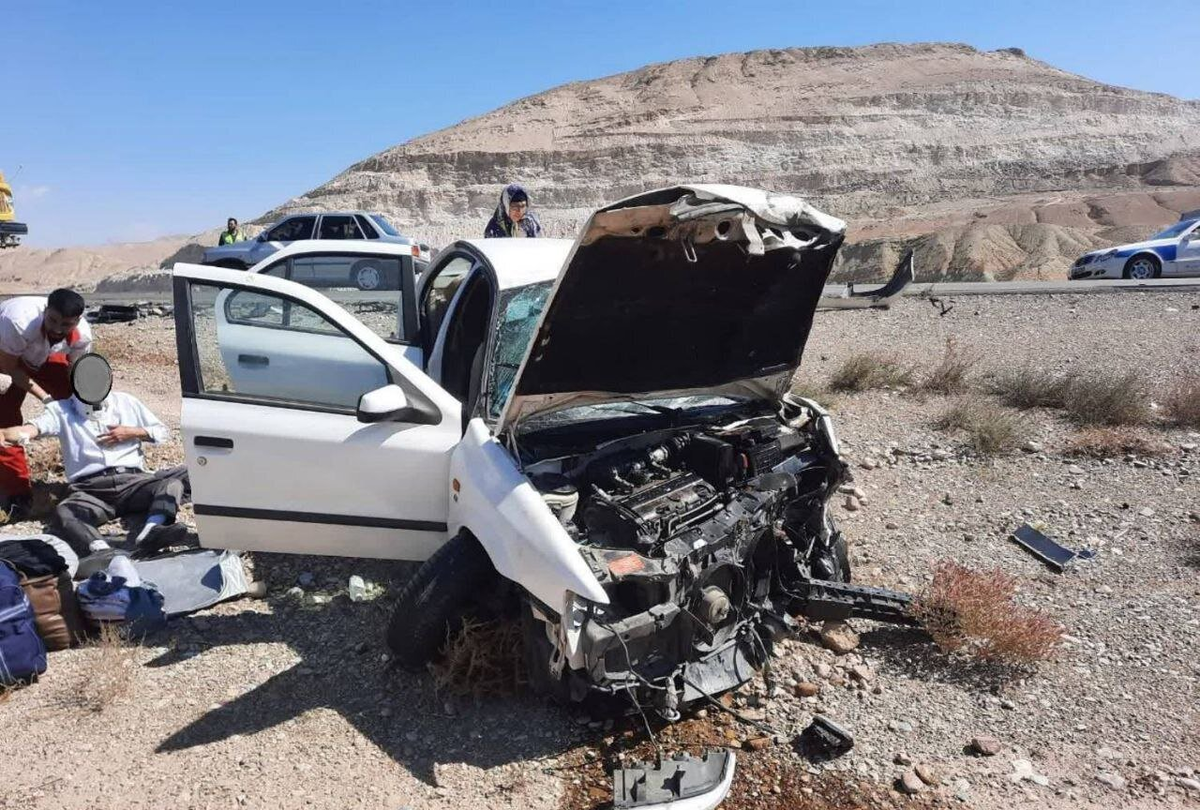 تصادف خودروی حامل معلمان ریگانی؛ چند نفر مصدوم شدند؟