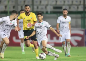 تساوی ۱-۱ سپاهان مقابل آلومینیوم؛ دقیقه ۱۰۰ تراکتور خندید!