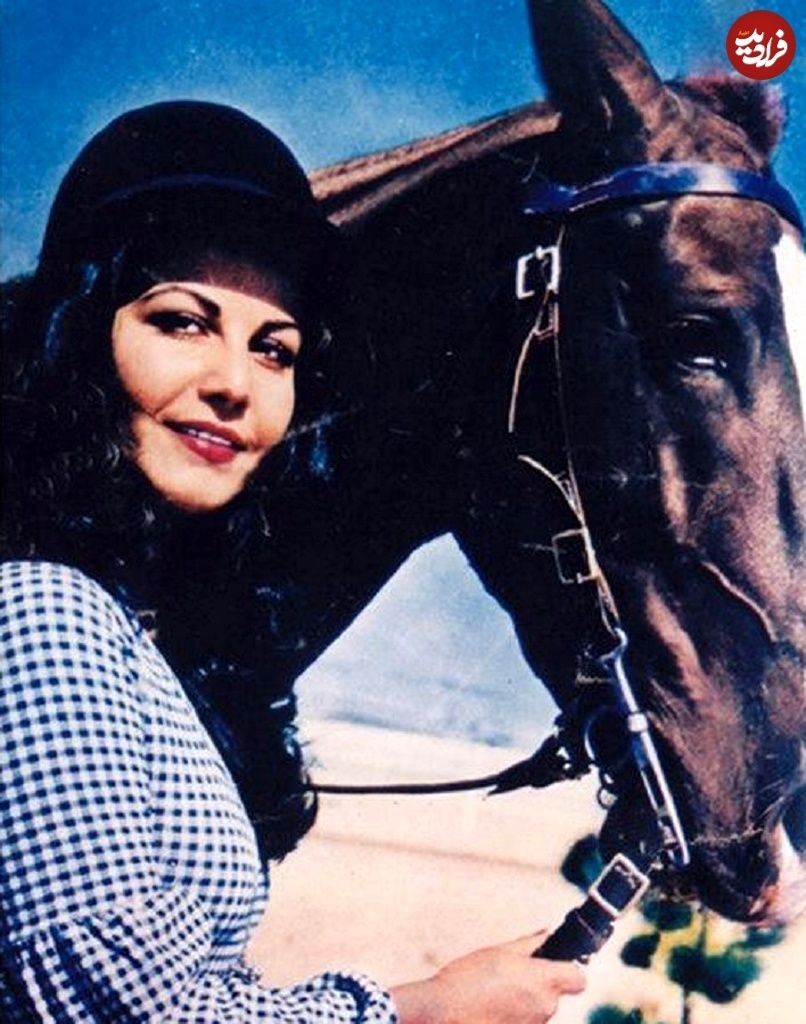 تصویر؛ پوری بنایی در کنار اسب محبوب‌اش در دهه ۵۰