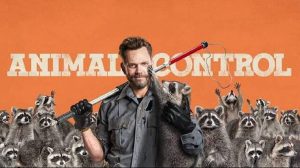 پخش یک سریال کمدی آمریکایی از تلویزیون