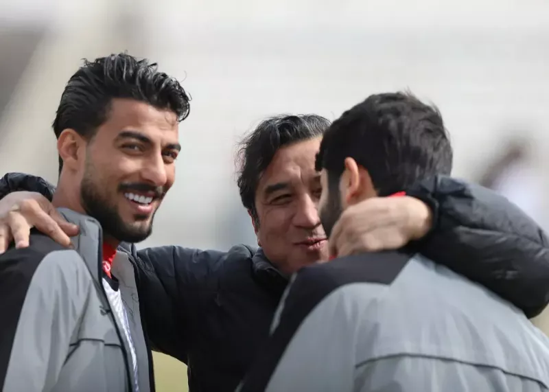 سیاست خاص خداداد در قبال پیروانی