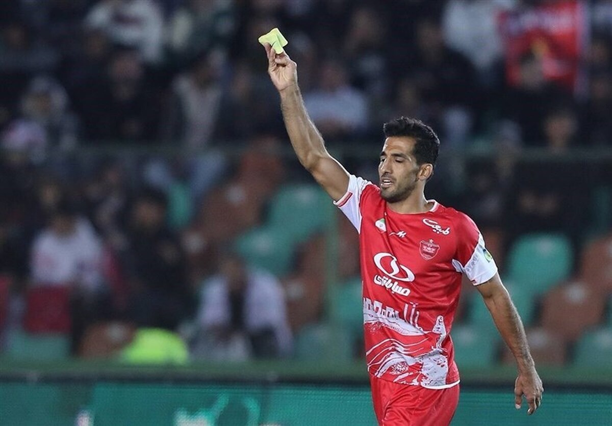 حمله وحید امیری به جایگاه افشین پیروانی