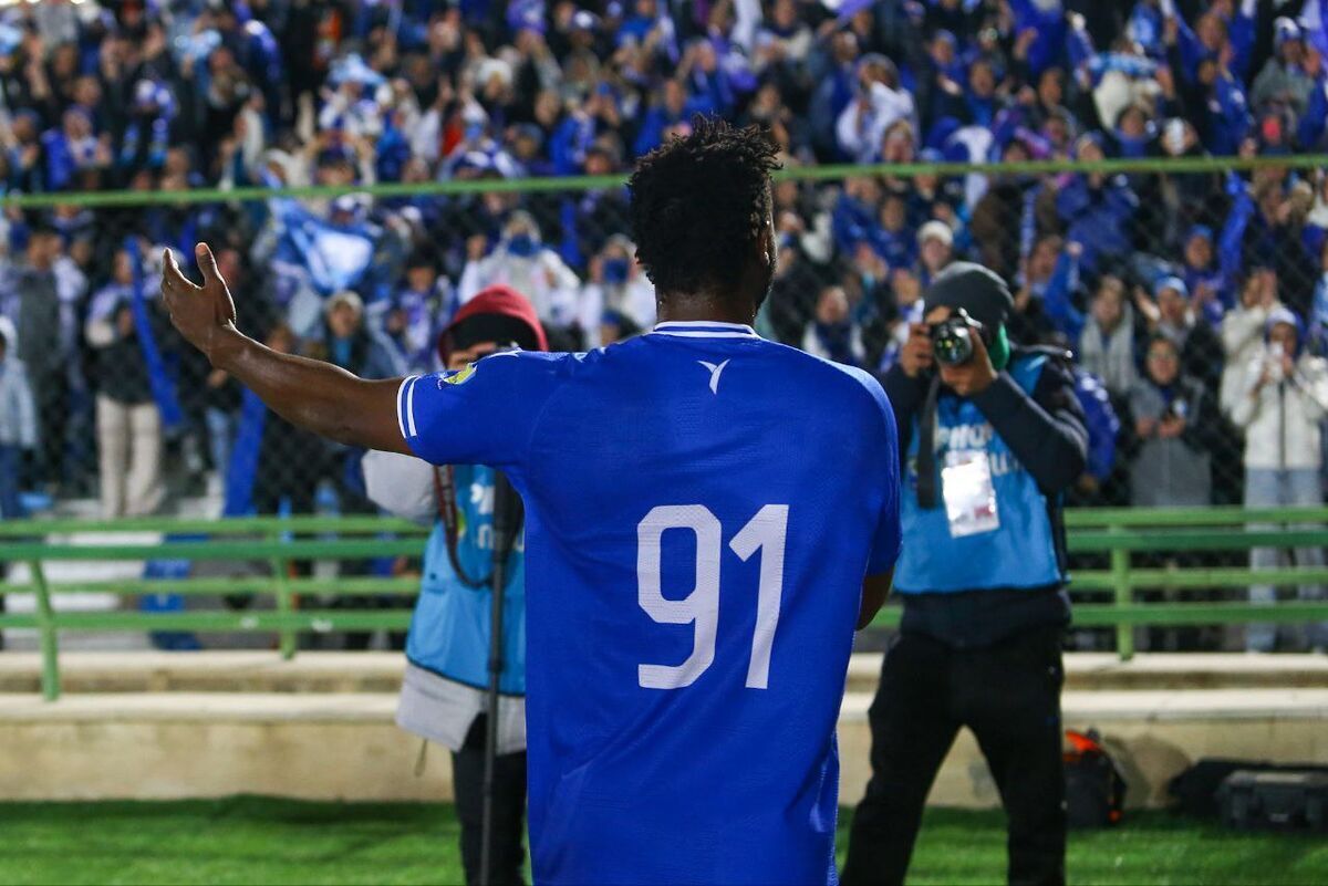 مهاجم استقلال بازی با فولاد را از دست داد