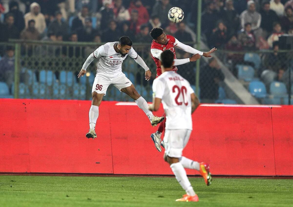 روز و ساعت دیدار پرسپولیس و نساجی در لیگ