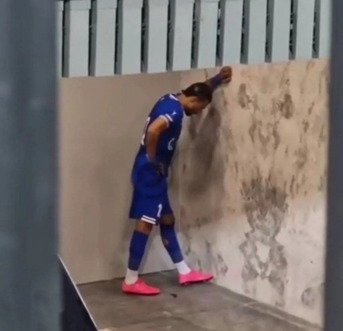 شواف کافی است آقای رضاییان! شواف کافی است آقای رضاییان!