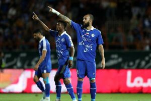 ۲ مصدوم مهم استقلال به گل گهر رسیدند