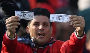 سقوط دلار، سقوط ارزش بازیکن ایرانی