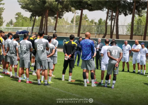 جلسه مدیران سپاهان با بازیکنان در آستانه بازی با پرسپولیس