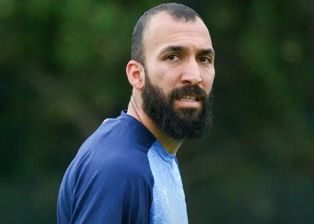 روزبه چشمی مقابل گل‌گهر در دسترس