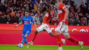 مذاکرات استقلالیها با لژیونر ایرانی