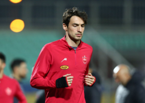 تصاویر؛ سفر عجیب مدافع گرجستانی پرسپولیس به اصفهان