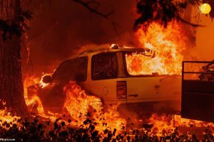 ۳ کشته در پی آتش‌سوزی یک تعمیرگاه در قم