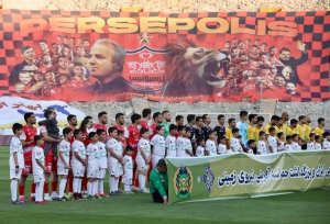 کارشناسی داوری صحنه‌های مشکوک بازی پرسپولیس-سپاهان