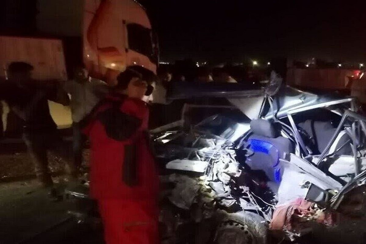 تصادف زنجیره‌ای در کاشان با ۲ فوتی و ۲ مصدوم