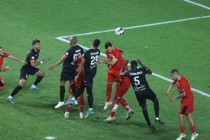 روز و ساعت بازی معوقه تراکتور مقابل فولاد