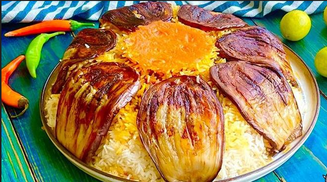 بادمجان پلو قزوینی؛ پلو مخلوط خوشمزه و مقوی 