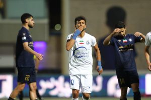 تلخ اما واقعی؛ استقلال آماده جشن بقا!