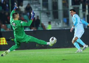 تکلیف دروازه‌بان فصل بعد پرسپولیس مشخص شد!