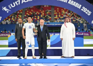 ازبک‌ها جوایز بهترین‌های آسیا را درو کردند