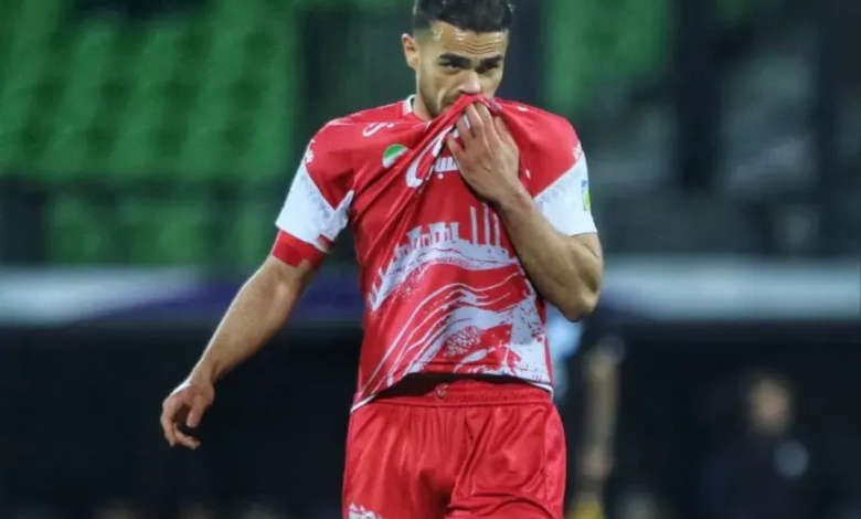 تکلیف اورونوف در پرسپولیس مشخص شد