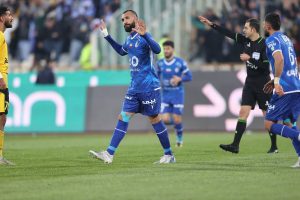 آقای چشمی، ممنون که سقوط نمیکنید!